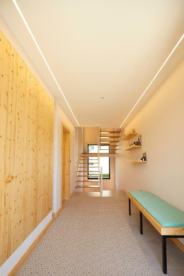 Apartamentos Arumes Do Mar E Montana - مْبيفيرو المظهر الخارجي الصورة