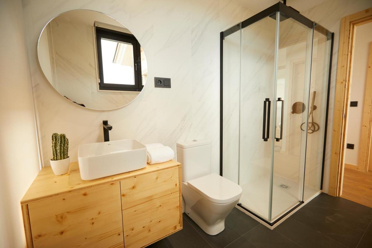Apartamentos Arumes Do Mar E Montana - مْبيفيرو المظهر الخارجي الصورة