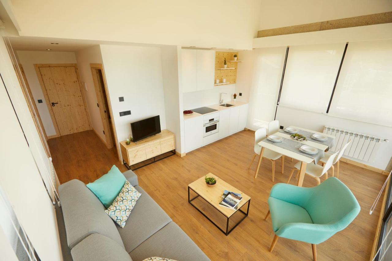 Apartamentos Arumes Do Mar E Montana - مْبيفيرو المظهر الخارجي الصورة