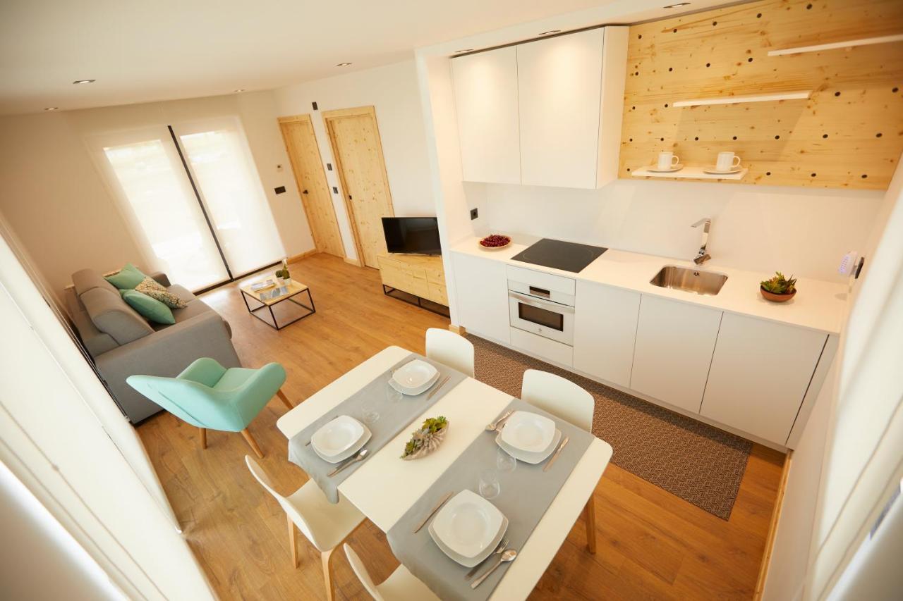 Apartamentos Arumes Do Mar E Montana - مْبيفيرو المظهر الخارجي الصورة